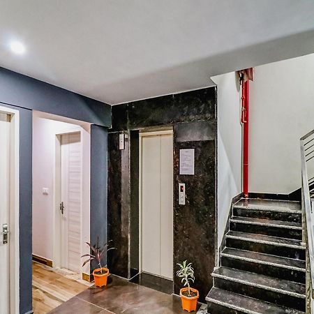 Townhouse Skylight Near Medanta Hospital Hotel Gurgaon Ngoại thất bức ảnh