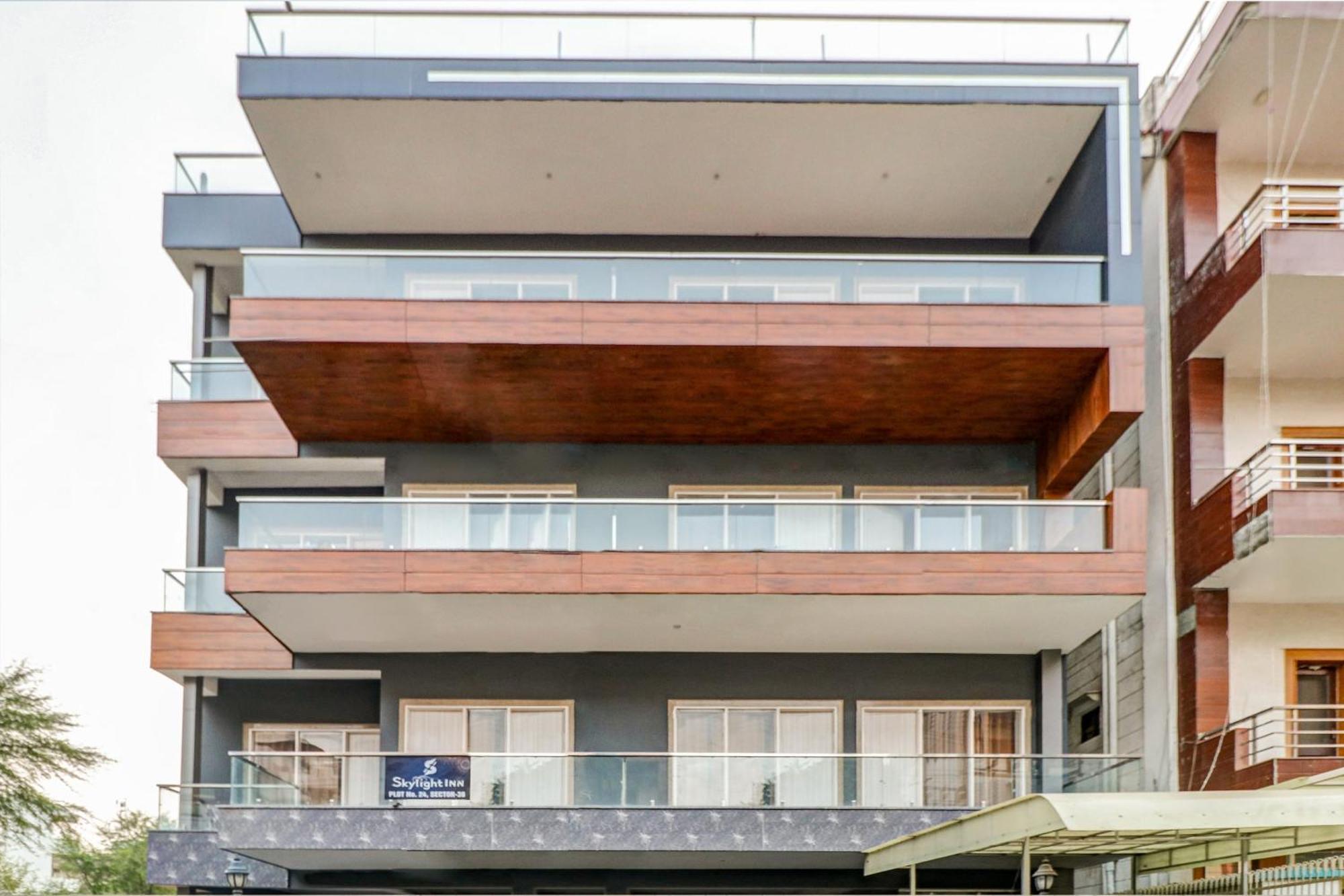 Townhouse Skylight Near Medanta Hospital Hotel Gurgaon Ngoại thất bức ảnh